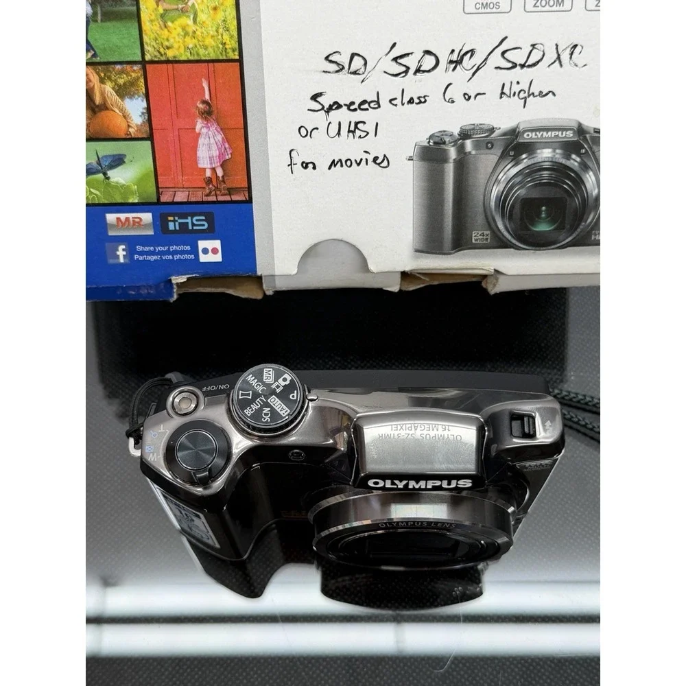 Olympus SZ-31MR Digital Camera 16MP Full HD Silver - Excellent Condition Tested